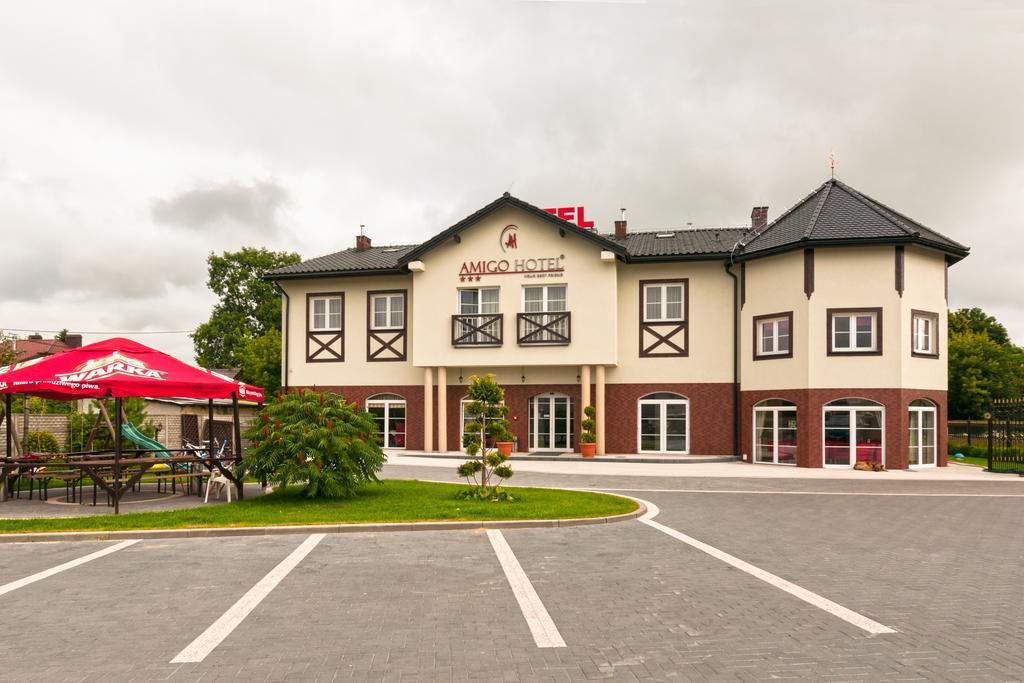Amigo Hotel Sulejówek Eksteriør bilde