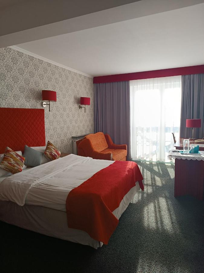 Amigo Hotel Sulejówek Eksteriør bilde
